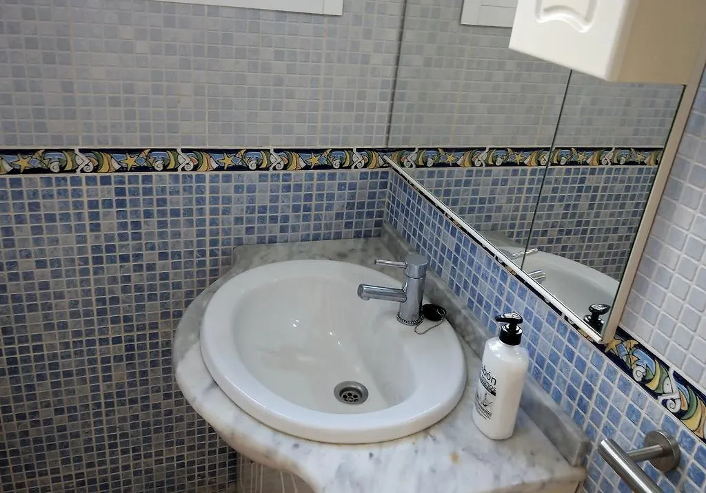 Apartment Estudio Erisa Hotel Torremolinos Spain